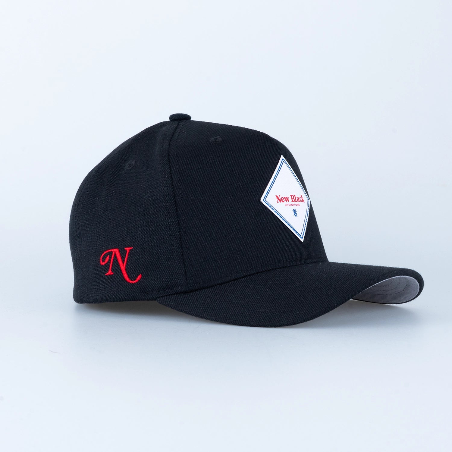 INTERNATIONAL A-FRAME CAP - BLACK