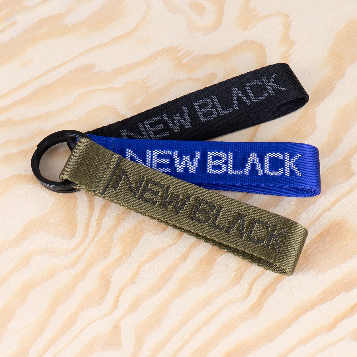 LOGO KEYRING - OLIVE