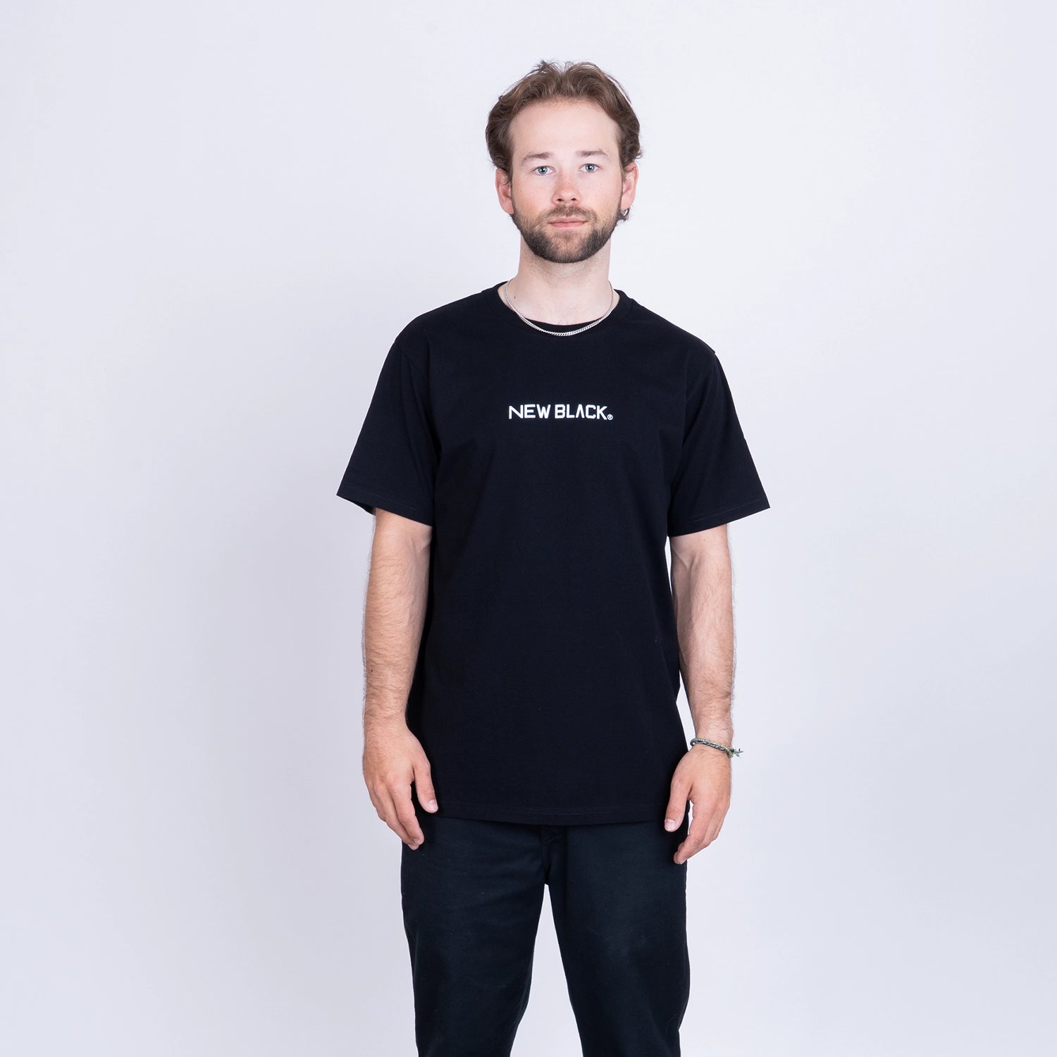 LOGO T-SHIRT - BLACK